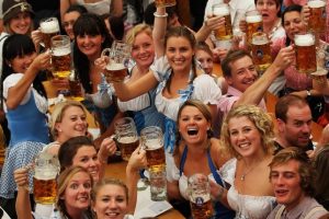 (Tiếng Việt) Nguồn gốc lễ hội bia Đức